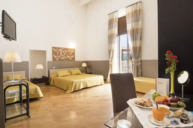 Deluxe Dört Kişilik Oda, Teras, Şehir Manzaralı