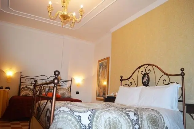 Üç Kişilik Oda (Attic)