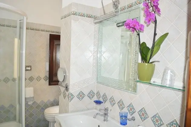 Üç Kişilik Oda (Attic)