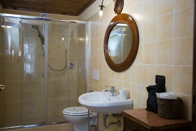 Deluxe Tek Büyük veya İki Ayrı Yataklı Oda