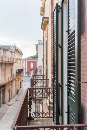 Classic Tek Büyük Yataklı Oda, Balkon