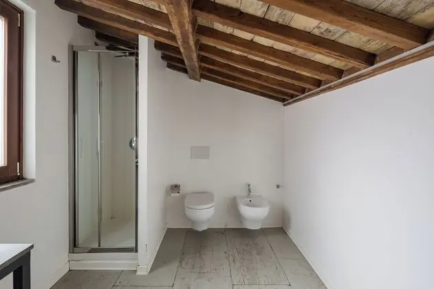 Romantic Tek Büyük Yataklı Oda (mansard)