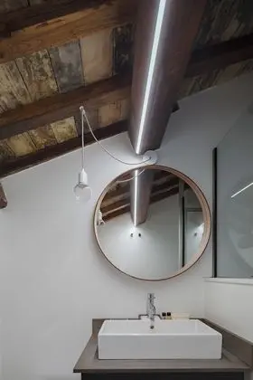 Romantic Tek Büyük Yataklı Oda (mansard)