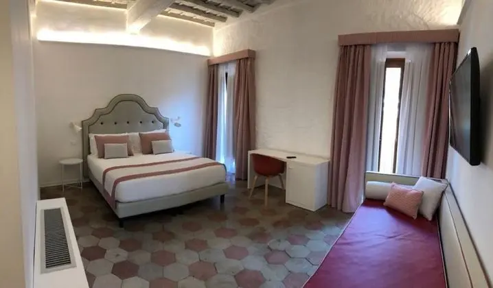 Superior Tek Büyük Yataklı Oda, Şehir Manzaralı