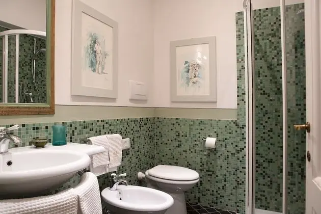 Deluxe Tek Büyük Yataklı Oda, Balkon, Vadi Manzaralı