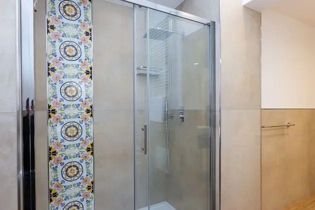 Tek Büyük Yataklı Oda (Masseria)