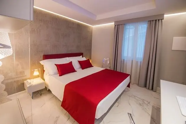 Standard Büyük Yataklı Tek Kişilik Oda