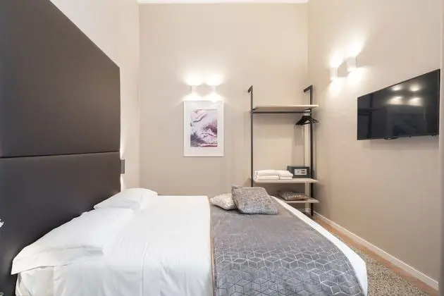 Standard Tek Büyük Yataklı Oda, Kanal Manzaralı