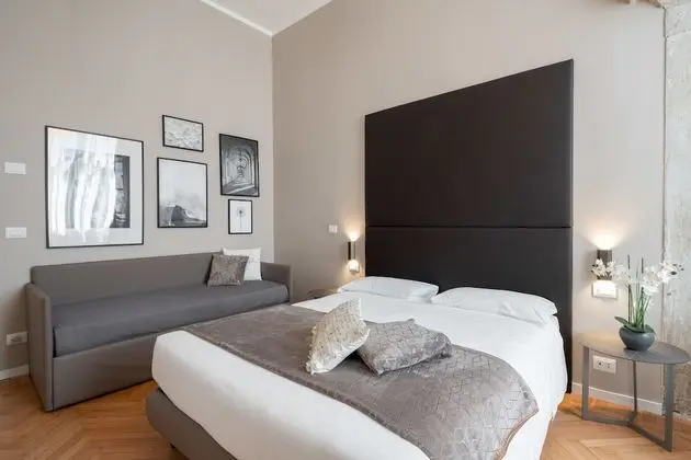 Standard Tek Büyük Yataklı Oda, Kanal Manzaralı