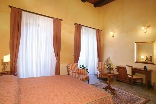 Deluxe Tek Büyük veya İki Ayrı Yataklı Oda