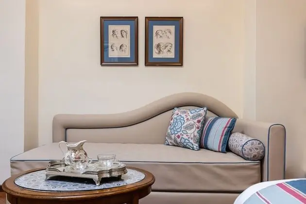 Superior Tek Büyük Yataklı Oda, Avlu Manzaralı