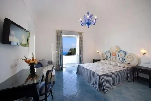 Superior Oda, Balkon, Deniz Manzaralı