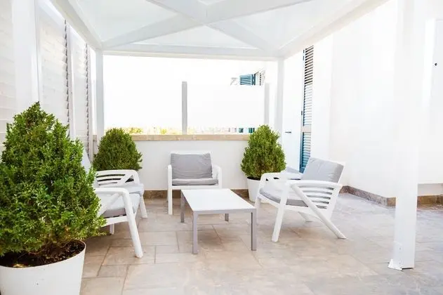 Tek Büyük Yataklı Oda, Teras