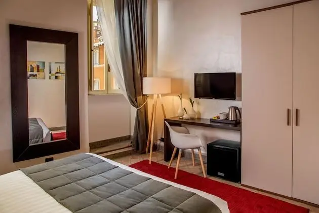 Deluxe Tek Büyük Yataklı Oda