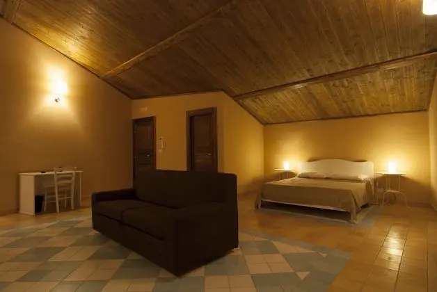 Tek Büyük Yataklı Oda