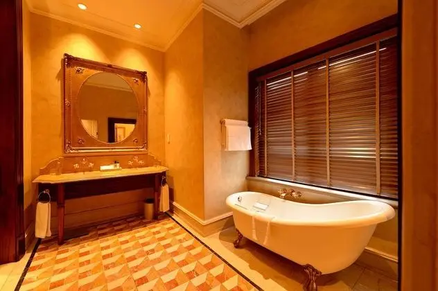 Çatı Katı Süiti (Penthouse)