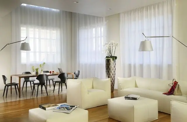 Çatı Katı Süiti (Penthouse)