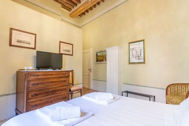 Standard Tek Büyük veya İki Ayrı Yataklı Oda