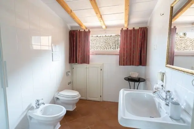 Superior Tek Büyük veya İki Ayrı Yataklı Oda