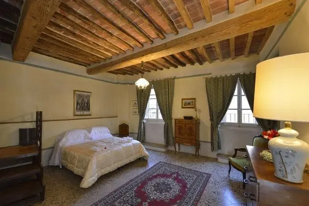 Superior Tek Büyük veya İki Ayrı Yataklı Oda