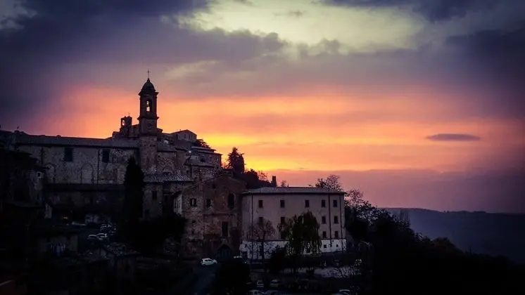 Superior Tek Büyük veya İki Ayrı Yataklı Oda