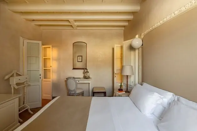 Classic Tek Büyük Yataklı Oda