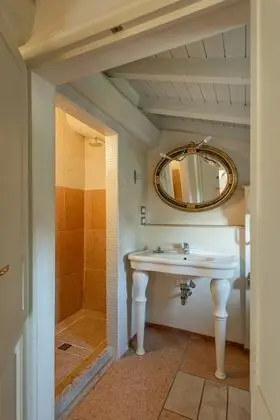 Classic Tek Büyük Yataklı Oda