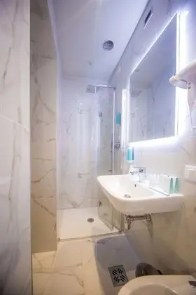 Deluxe Tek Büyük Yataklı Oda, 1 Büyük (Queen) Boy Yatak, Kanal Manzaralı