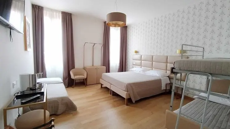 Panoramic Oda, Birden Çok Yatak, Kanal Manzaralı