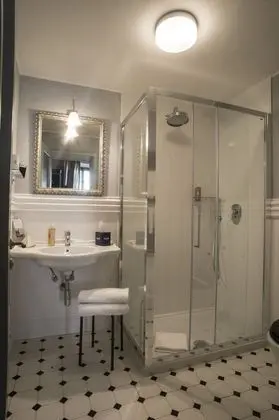 Superior Tek Büyük Yataklı Oda, 1 Yatak Odası, Banyolu/Duşlu