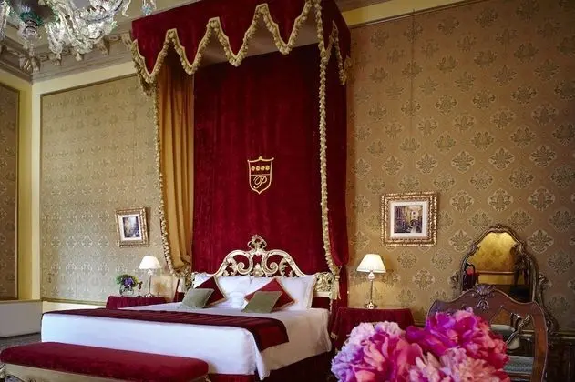 Junior Süit, 1 En Büyük (King) Boy Yatak, Kanal Manzaralı