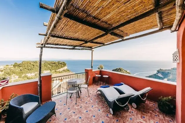 Romantic Stüdyo Süit, Deniz Manzaralı (Lilla)