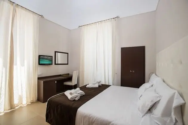 Junior Süit, Sigara İçilmez, Balkon