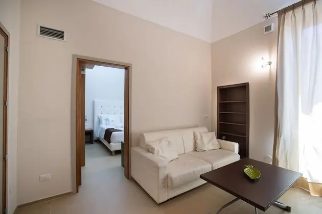 Süit, 1 Büyük (Queen) Boy Yatak, Sigara İçilmez