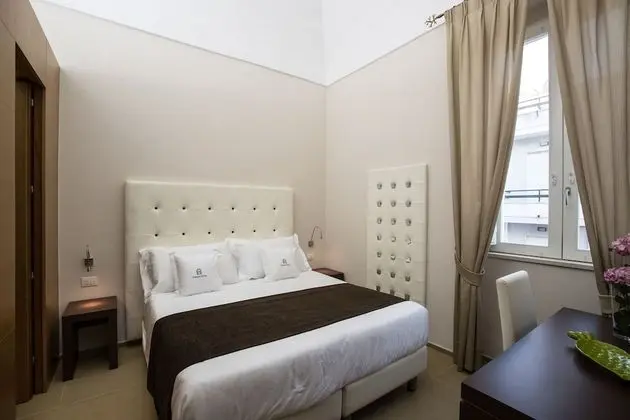 Süit, 1 Büyük (Queen) Boy Yatak, Sigara İçilmez