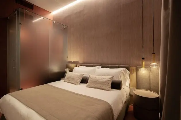 Classic Tek Büyük Yataklı Oda