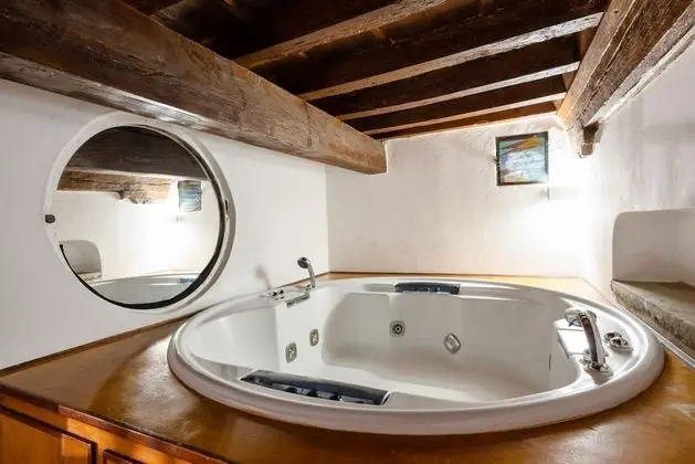 Özel spa küveti