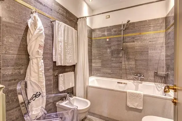 Standard Üç Kişilik Oda