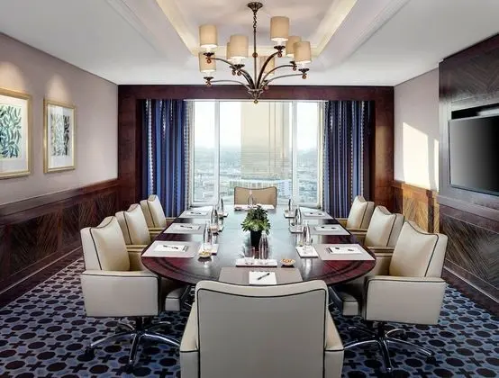 Prestige Club Lounge Grand One Bedroom Suite