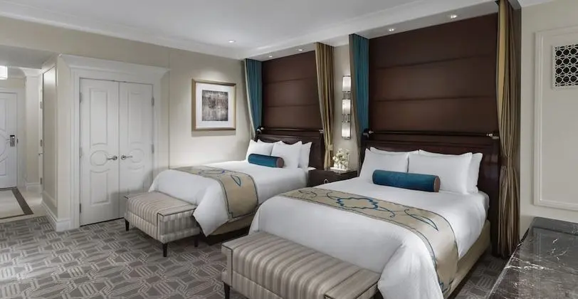 Prestige Club Lounge Luxury Two Queen Suite