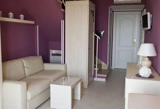 Tek Büyük veya İki Ayrı Yataklı Oda, 1 Yatak Odası