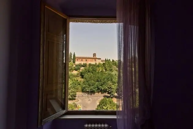 Classic Büyük Yataklı Tek Kişilik Oda