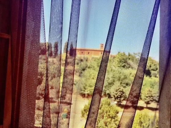 Classic Büyük Yataklı Tek Kişilik Oda