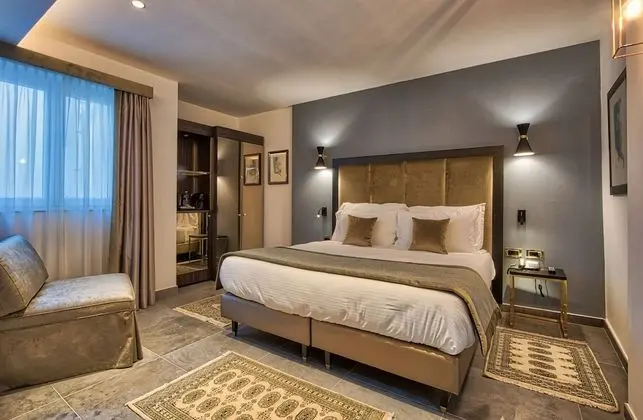 Deluxe Tek Büyük Yataklı Oda