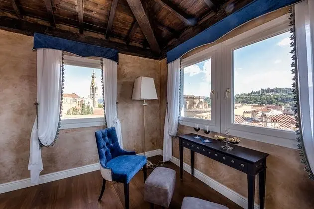 Süit, Kule (Split Level)