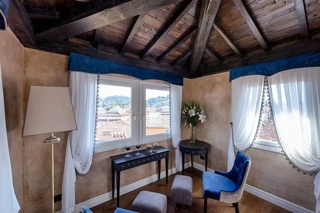 Süit, Kule (Split Level)