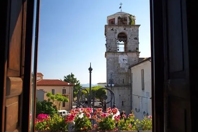 Tek Büyük Yataklı Oda, Balkon, Vadi Manzaralı