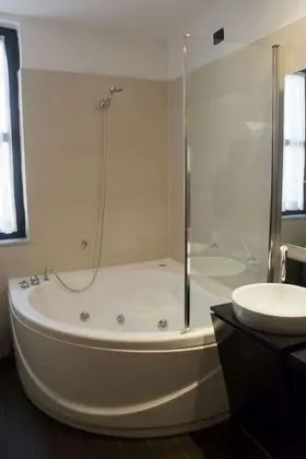 Family Üç Kişilik Oda