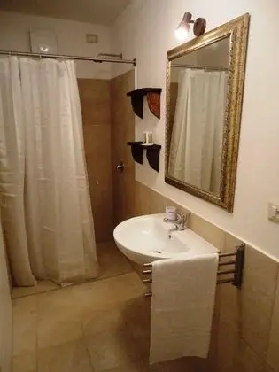 Deluxe Tek Büyük Yataklı Oda, 1 Büyük (Queen) Boy Yatak