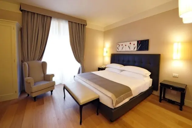 Superior Büyük Yataklı Tek Kişilik Oda